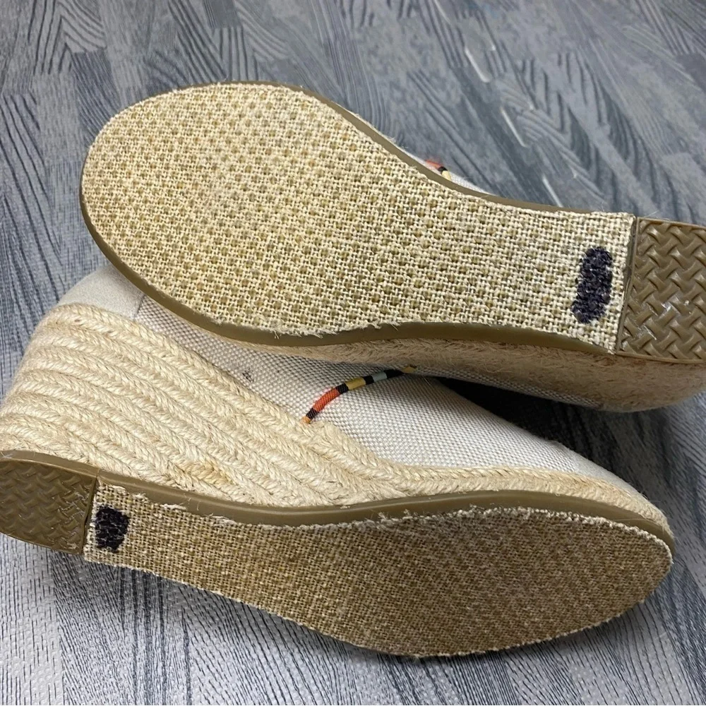 TOMS Desert Wedge Whisper Burlap Suede Espadrille Booties